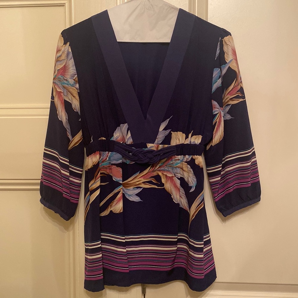 Yumi Kim silk v-neck 3/4 sleeve blouse